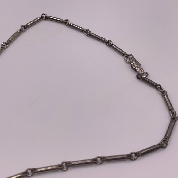 Vintage white and pink rhinestone necklace - Picture 4 of 5